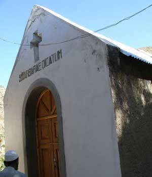 کلیسای سرخ‌آباد