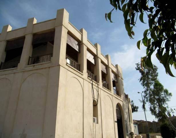 عمارت کازرونی بوشهر