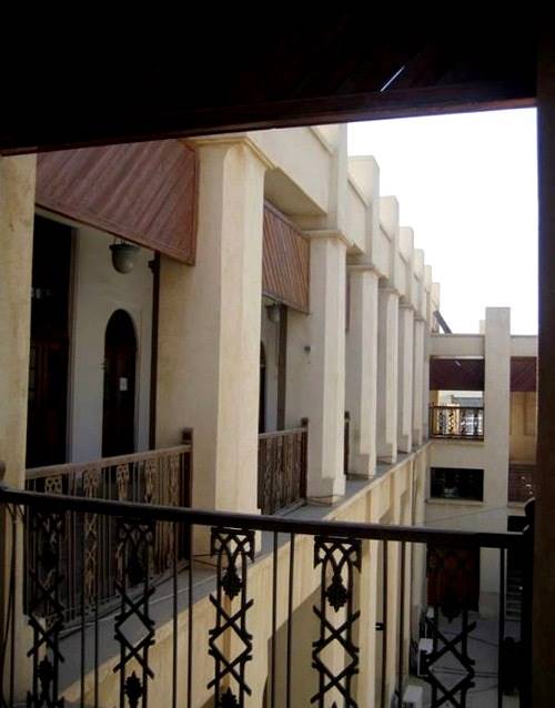 عمارت کازرونی بوشهر