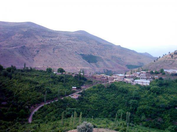 روستای تلاتر