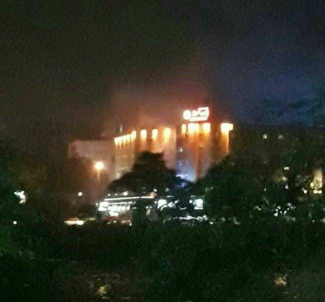 هتل پارس اهواز آتش گرفت