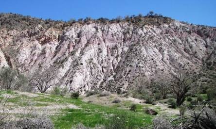 گنبد نمکی مورجان