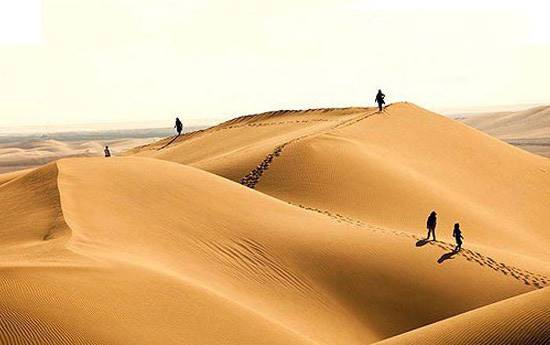 گردشگر ی در فصل هزار رنگ