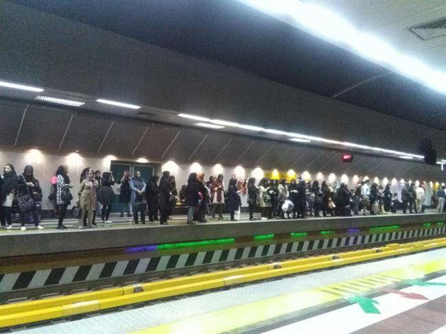 اتفاقی نادر در مترو تهران