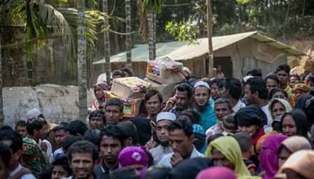 حملات ارتش میانمار با هدف اخراج اقلیت مسلمان روهینگیا انجام شده است