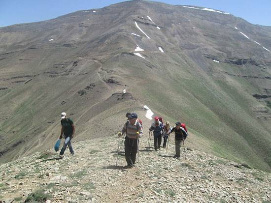 تهران گردی؛ راهنمای بازدید از آبشار پلنگ چال