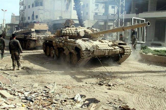 خطوط دفاعی داعش در ساحل شرقی رود فرات  آستانه فروپاشی کامل