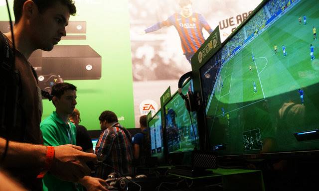 برگزاری اولین جام جهانی کنسولی توسط فیفا و EA