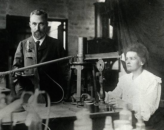 به مناسبت صد و پنجاهمین سالگرد تولد ماری کوری: چگونه پرستار مستمند کودکان، دو جایزه معتبر نوبل را از آن خود کرد و عنصر رادیوم را کشف کرد؟