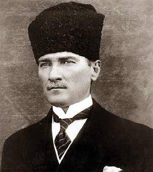 29 اردیبهشت روز تولد مصطفی کمال آتاتورک رهبر ترکیه