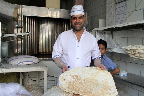 موافقت دولت با افزایش مشروط قیمت نان/نان 15درصد گران می‌شود