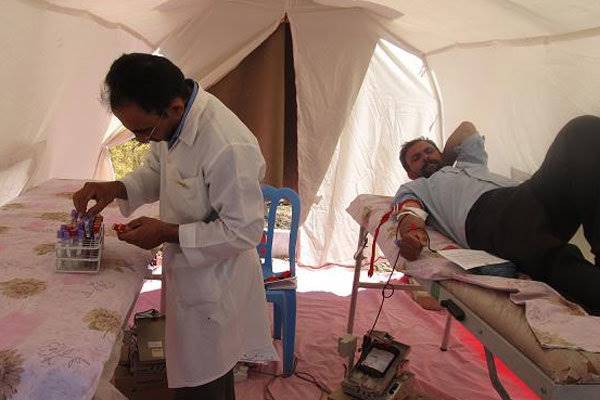 6 بیمارستان صحرایی توسط سپاه در مناطق زلزله زده برپا شده است
