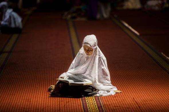 توجه اسلام به حقوق زنان چگونه است؟