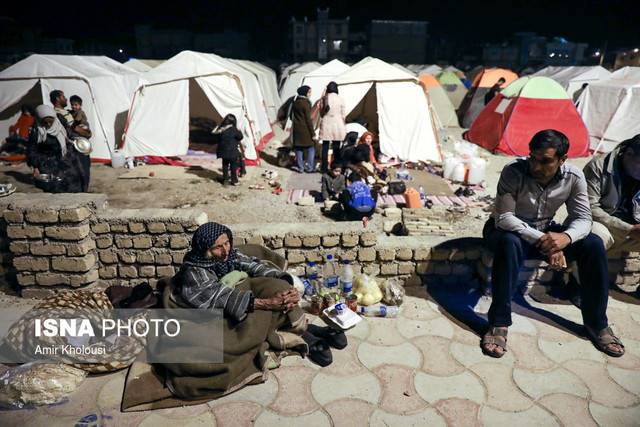 "کمپین مردمی کمک به زلزله زدگان غرب کشور" در سرای محلات ورودی غربی پایتخت