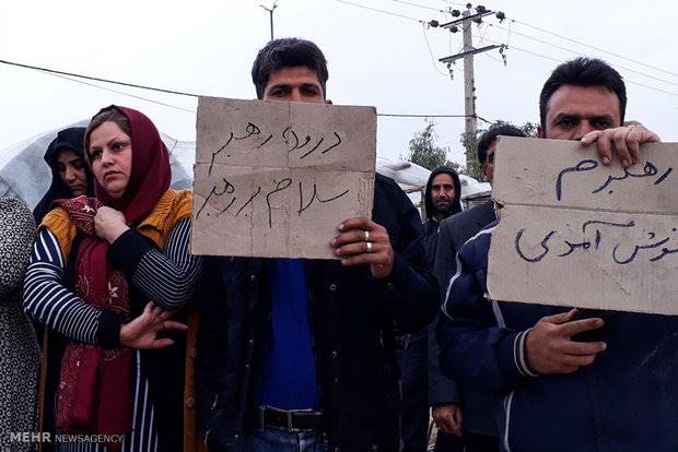 رهبر انقلاب اسلامی از روستای زلزله زده کوئیک بازدید کردند