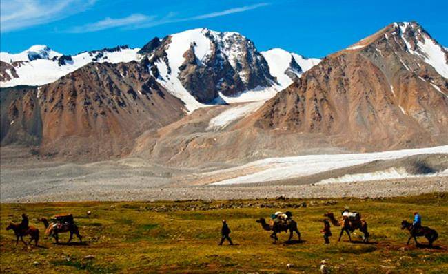 Mount-Khuiten,-Mongolia
