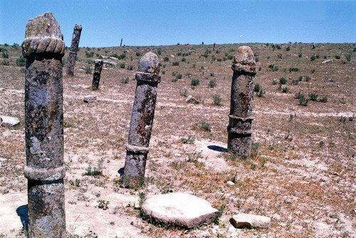 قبرستان پینه شلوار خالد نبی