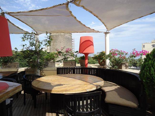 رستوران Terrace Garden & Q-bar ، محبوب ترین رستوران باکو