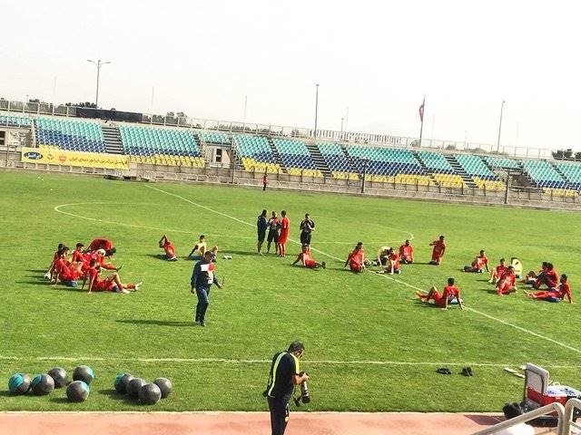 حضور گرشاسبی در تمرین پرسپولیس با سکه