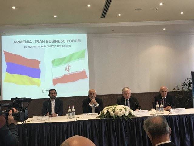 ظریف: مذاکرات بین ایران و اتحادیه اوراسیا در زمینه تعرفه‌های ترجیحی نهایی شده است