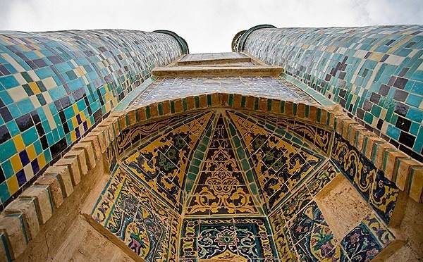 معماری عمارت مفخم