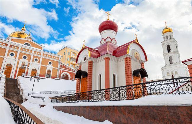 صومعه زنان ایورسکی Iversky Women’s Monastery