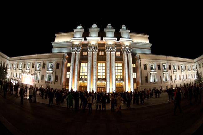 سالن باله و اپرای سامارا Samara Academic Opera and Ballet Theatre