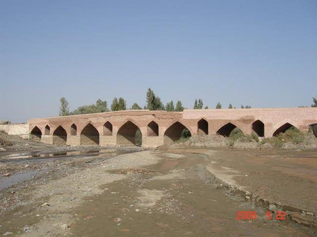 آشنایی با پل خاتون درشهرستان خوی(عکس)