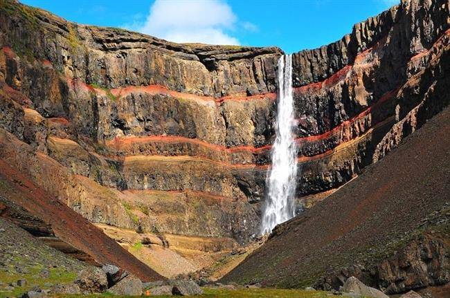 آبشار Hengifoss