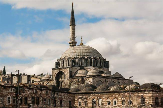 rustem pasha mosque