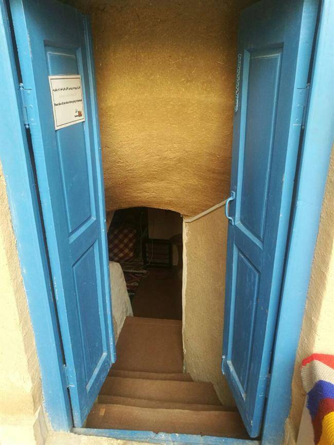 ورودی زیرزمین نار تی تی
