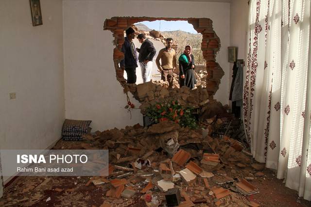 برپایی اردوگاه اسکان موقت/آمارگیری از وضعیت خانه‌های مناطق زلزله زده