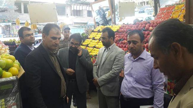 مقابله با گران‌فروشی میوه فروشان در سیرجان /