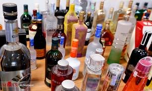 کشف 285 بطری انواع مشروبات الکلی در سوپر مارکت با اعلام گزارش دیده‌بان پیشگیری