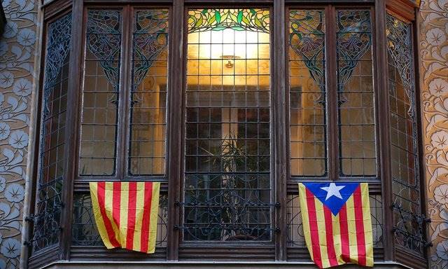 6 تن از مقامات دولت پیشین کاتالونیا آزاد شدند