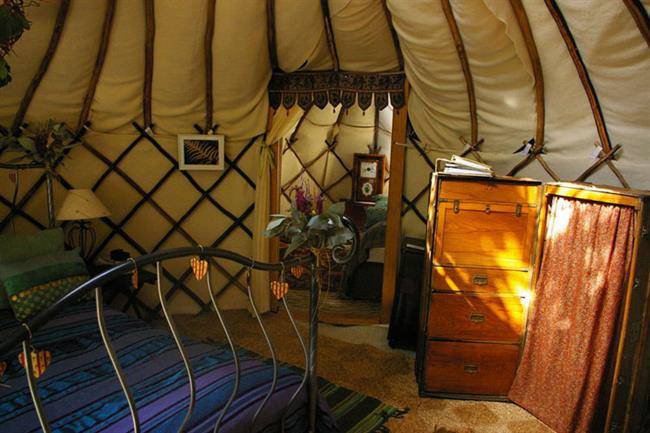  ‏معرفی کمپ (‏Yurt Holiday Portugal‏)