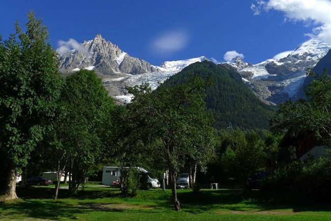  ‏معرفی کمپ (‏Camping des Glaciers‏) در کشور سوییس‏