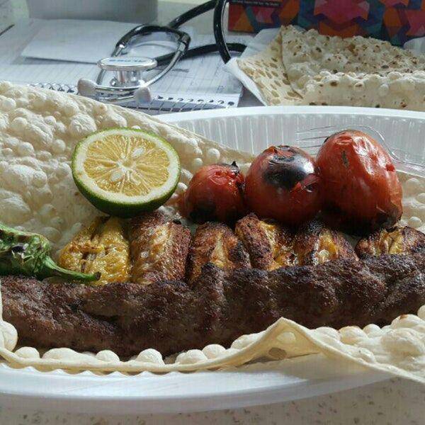 کباب سرای ناصر تهران