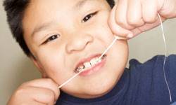 روشی مؤثر برای افرادی که از نخ دندان استفاده نمی‌کنند