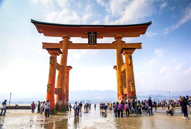 زیارتگاه جزیره ای ایتسوکوشیما Itsukushima