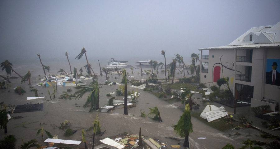 طوفان ایرما سنت مارتین را در هم کوبید