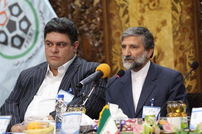 اعتراضات شدید محمد حسین جعفری در مجمع تبریز 
