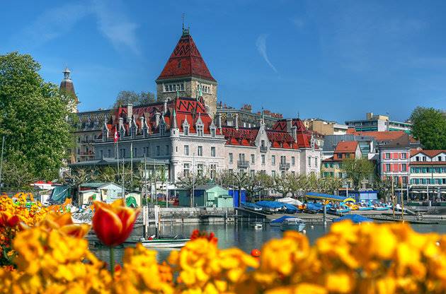 Chateau d'Ouchy and Promenade