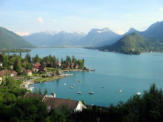 دریاچه آنسی (Lake Annecy)