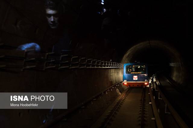 از نبود پله اضطراری در تونل خط 7 مترو تا افتتاح مجدد آن در اردیبشت‌97