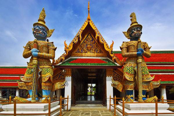 کاخ بزرگ و معبد زمردین Wat phra Kaew