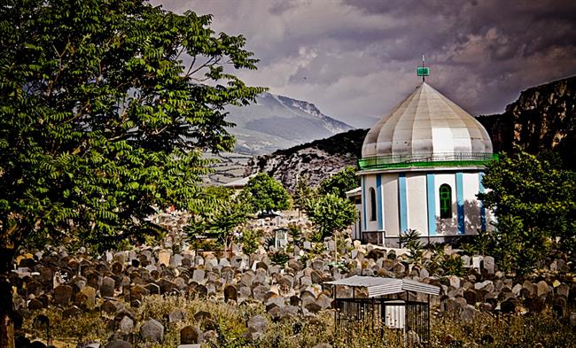 قبرستان تاریخی سفید چاه