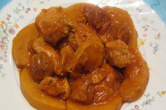 طرز تهیه خورشت به و آلو