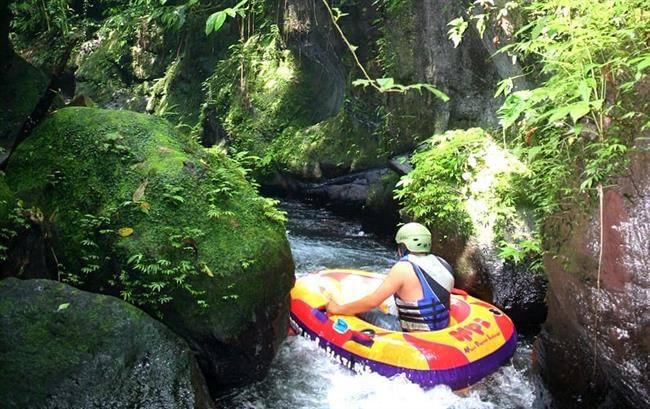 تفریح هیجانی Canyon Tubing