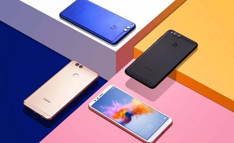 Honor 7X  در دسترس ترین نمایشگر با دید کامل در ایران رونمایی شد